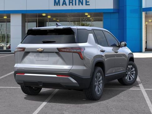 New 2026 Chevrolet Equinox LT FWD image 4