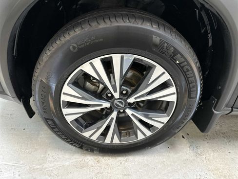 Certified 2023 Nissan Rogue SV image 11