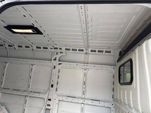 Used 2025 RAM ProMaster 2500 w/ Convenience Group FWD image 23
