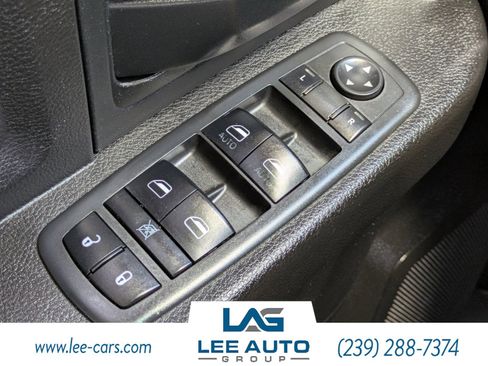Used 2019 RAM 1500 Express AWD/4WD image 16