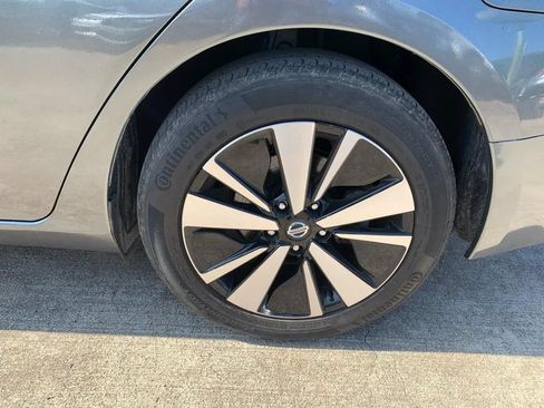 Used 2022 Nissan Altima 2.5 SV w/ SV Premium Package FWD image 23