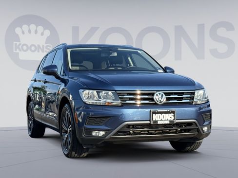 Used 2018 Volkswagen Tiguan SEL AWD/4WD image 8