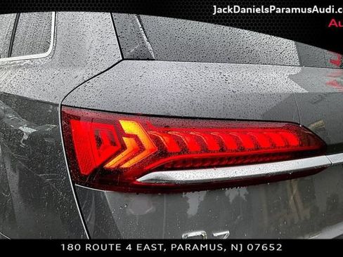 Used 2023 Audi Q7 2.0T Premium w/ Convenience Package AWD/4WD image 22