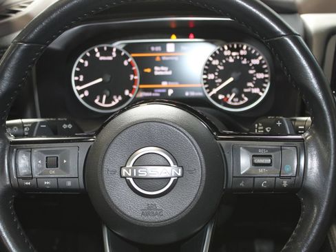 Used 2023 Nissan Rogue SL w/ SL Premium Package FWD image 13
