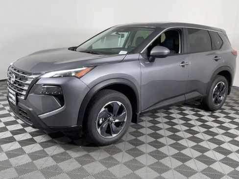 New 2025 Nissan Rogue SV image 8