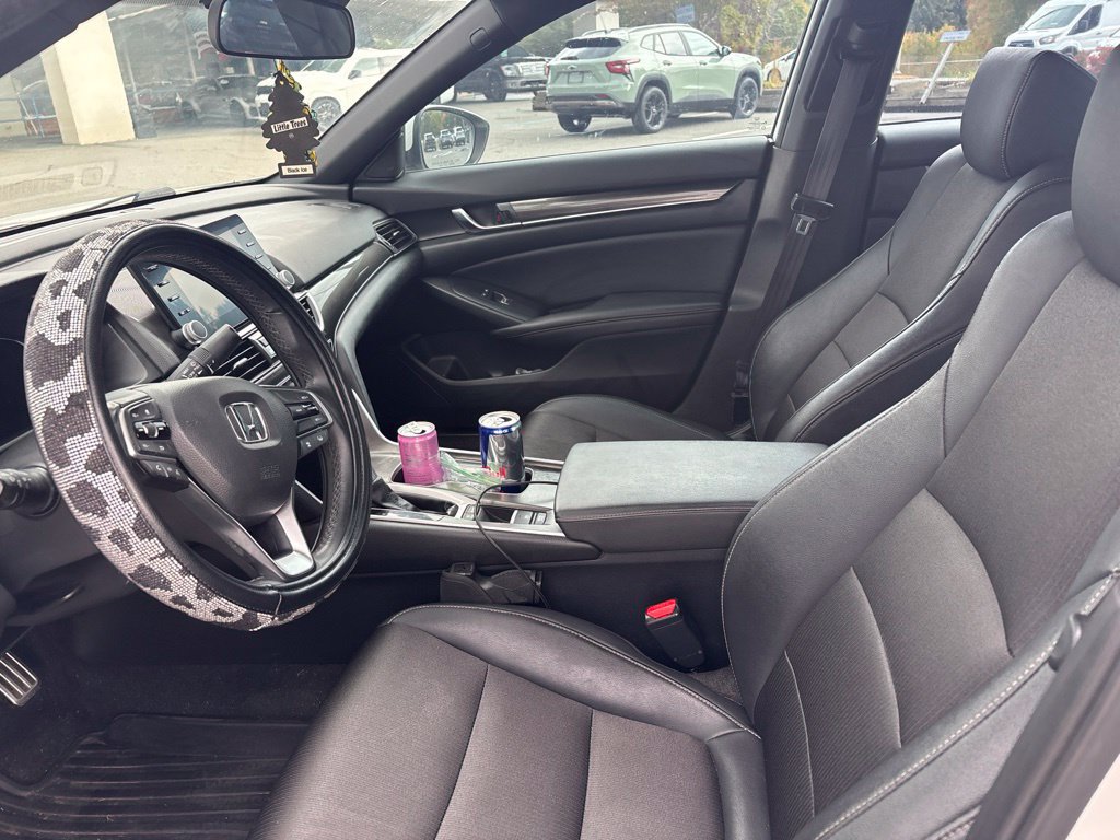 Used 2019 Honda Accord Sport image 8