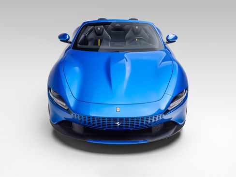 Used 2026 Ferrari Roma Spider RWD image 7