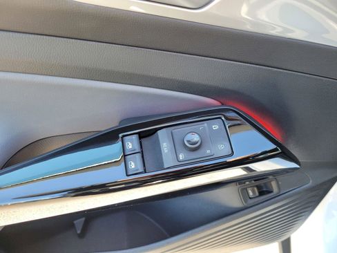 Certified 2023 Volkswagen ID.4 Pro S image 24