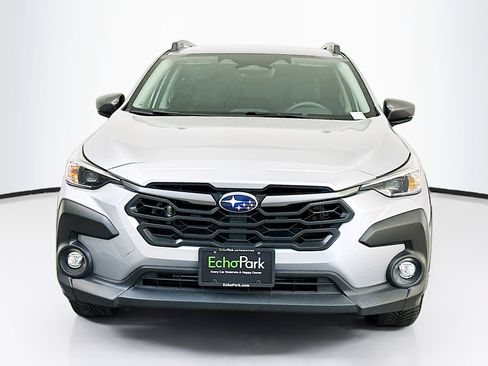 Used 2024 Subaru Crosstrek 2.0i Premium w/ Crosstrek Mirror Package AWD/4WD image 2