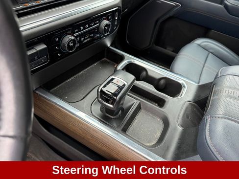 Used 2023 Chevrolet Silverado 1500 High Country w/ High Country Premium Package AWD/4WD image 18