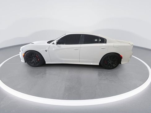 Used 2016 Dodge Charger SRT Hellcat w/ Harman/Kardon Audio Group RWD image 5