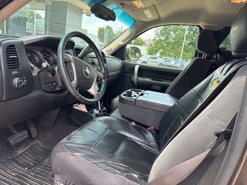 Used 2007 Chevrolet Silverado 1500 LT w/ 1LT Convenience Package RWD image 24