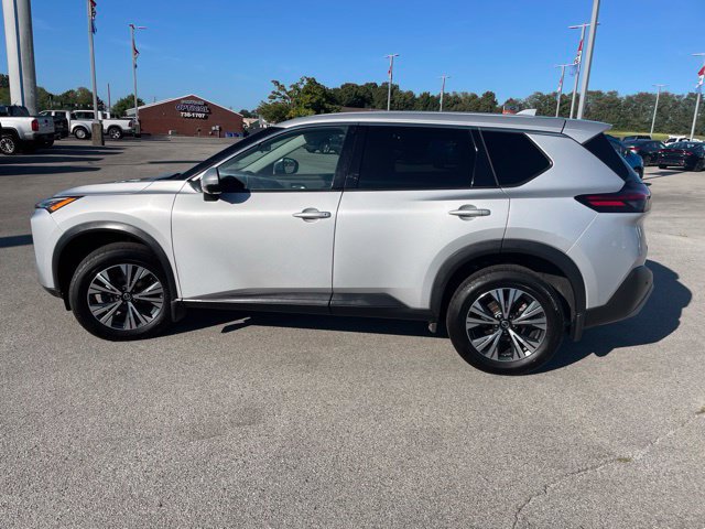 Used 2021 Nissan Rogue SV AWD/4WD image 5