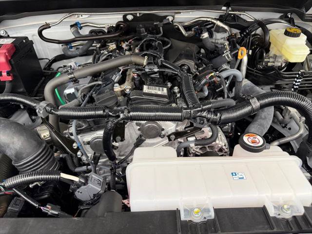Certified 2026 Toyota Tacoma SR5 AWD/4WD image 39