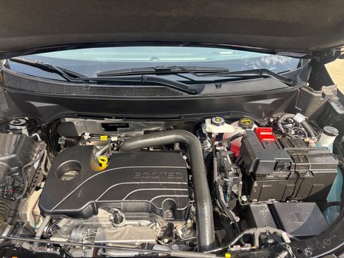 Used 2025 Chevrolet Equinox LT FWD image 33