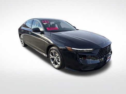 Certified 2025 Honda Accord EX-L image 7