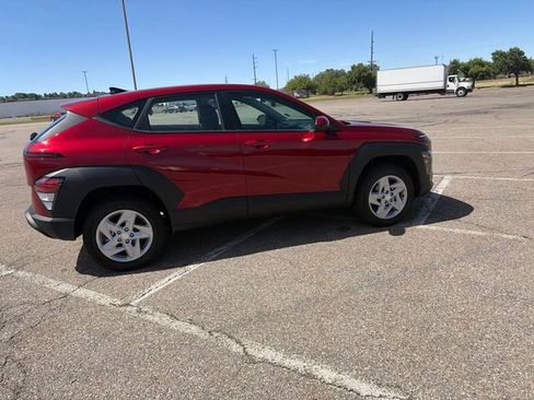 Used 2026 Hyundai Kona SE AWD/4WD image 6