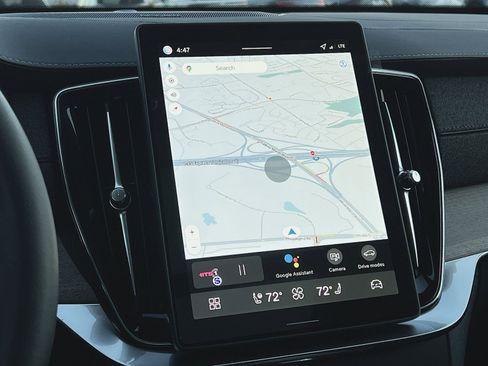 New 2026 Volvo XC90 B6 Plus w/ Protection Package Premier image 20