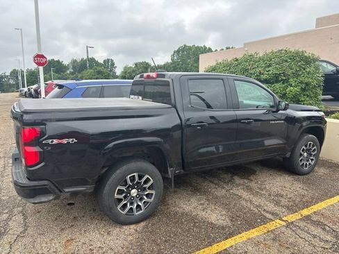 Used 2023 Chevrolet Colorado LT w/ LT Convenience Package III AWD/4WD image 3