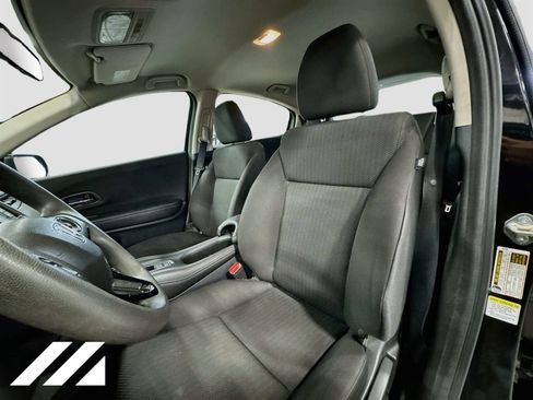Used 2016 Honda HR-V LX image 21