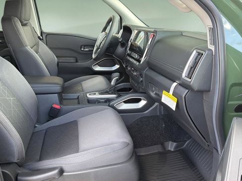 New 2026 Nissan Frontier SV AWD/4WD image 11