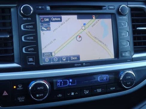 Used 2014 Toyota Highlander Limited Platinum image 27