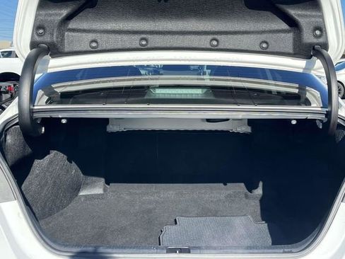 Used 2024 Toyota Camry SE image 19