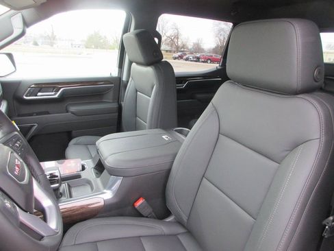 New 2026 GMC Sierra 1500 Elevation w/ Elevation Premium Package image 14