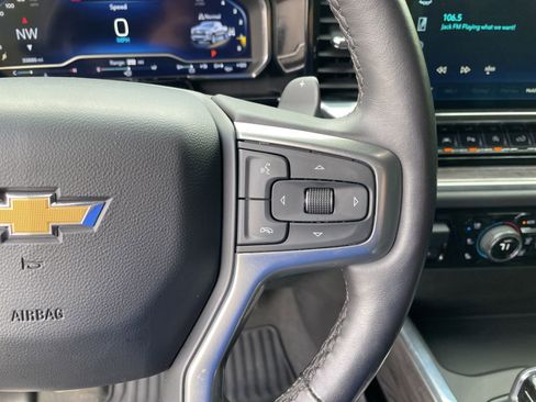 Used 2023 Chevrolet Silverado 1500 LTZ w/ LTZ Convenience Package II AWD/4WD image 18