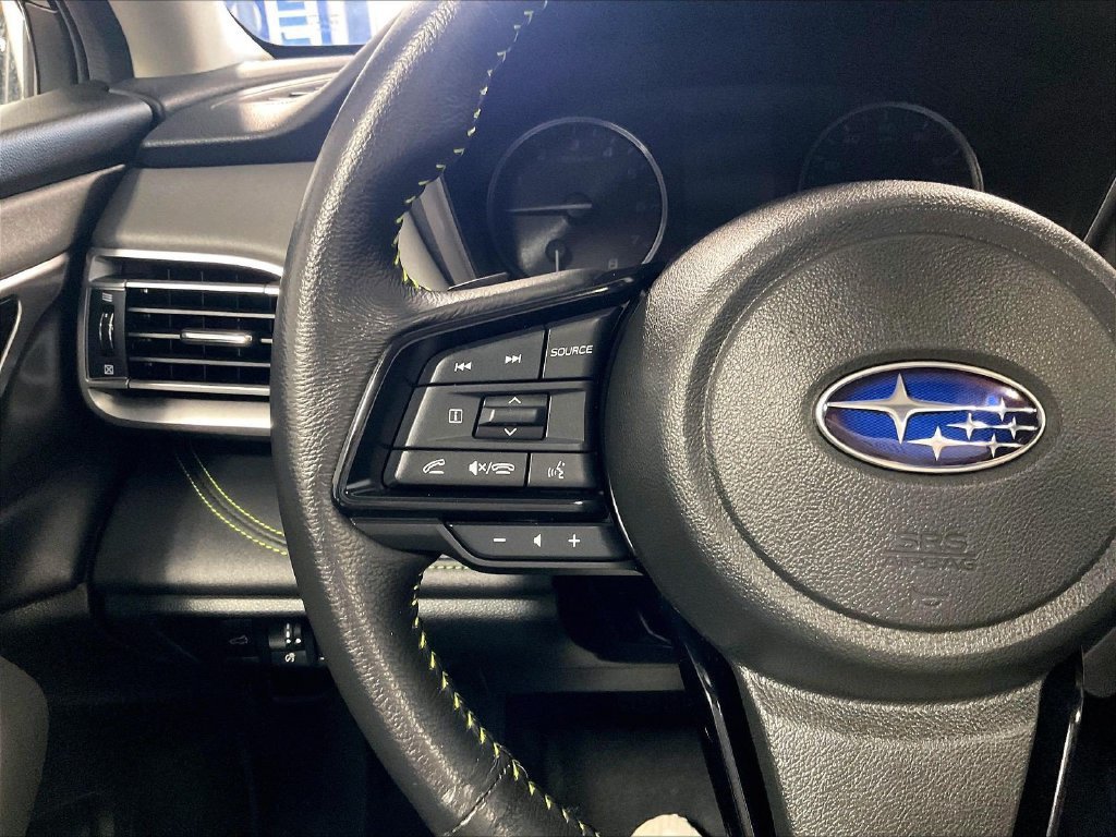 Used 2025 Subaru Outback Onyx Edition AWD/4WD image 23