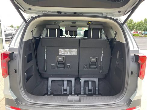 New 2027 Kia Carnival EX FWD image 14