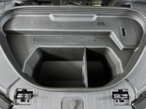 New 2027 Audi Q6 e-tron Premium AWD/4WD image 12