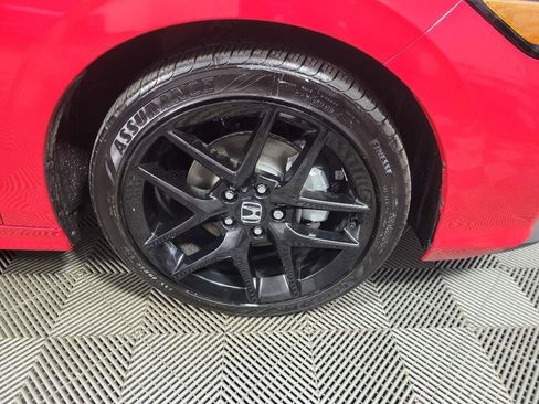 Certified 2025 Honda Civic Sport image 3