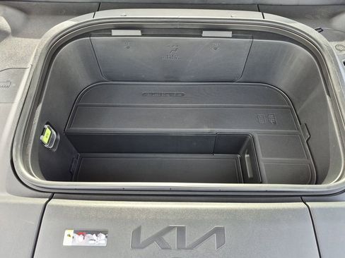 New 2026 Kia EV9 Land AWD/4WD image 16