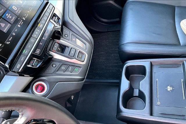 Used 2025 Honda Odyssey EX-L image 18