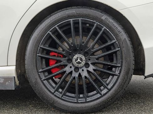 Used 2022 Mercedes-Benz C 300 4MATIC Sedan w/ Pinnacle Trim Package image 14