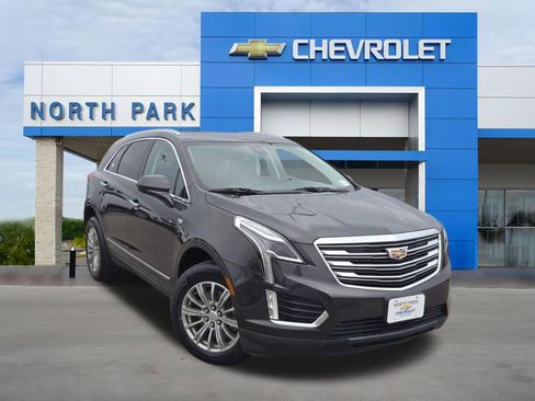 Used 2019 Cadillac XT5 Luxury FWD image 1