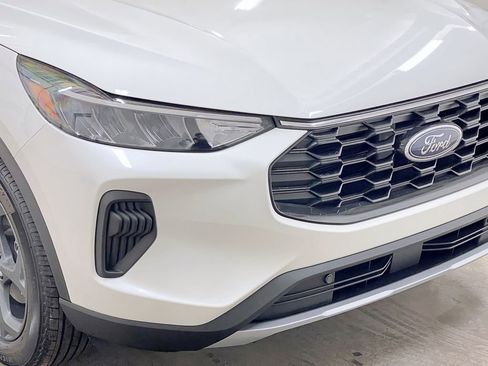 Used 2025 Ford Escape ST-Line w/ Tech Pack #1 image 12