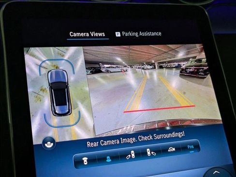 New 2025 Mercedes-Benz GLC 300 image 13