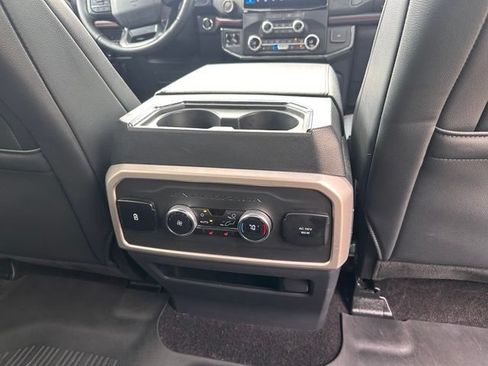 Used 2022 Ford Expedition Max Limited AWD/4WD image 35