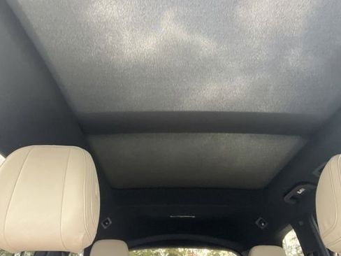 Used 2024 Mercedes-Benz GLS 450 4MATIC image 16