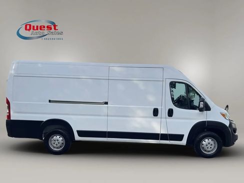 Used 2023 RAM ProMaster 3500 w/ Driver Convenience Group FWD image 2