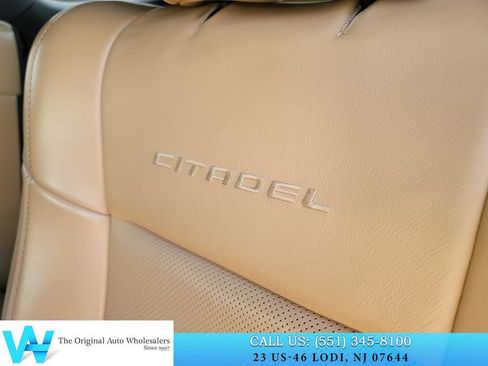 Used 2014 Dodge Durango Citadel w/ Technology Group image 17