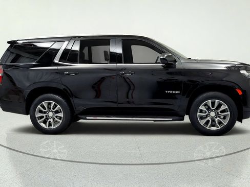 Used 2021 Chevrolet Tahoe LT w/ Rear Media and Nav Package AWD/4WD image 6