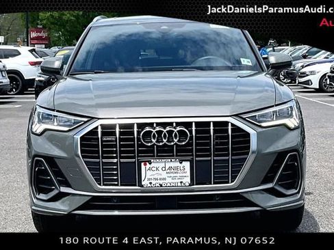 Used 2023 Audi Q3 2.0T Premium w/ Convenience Package AWD/4WD image 3