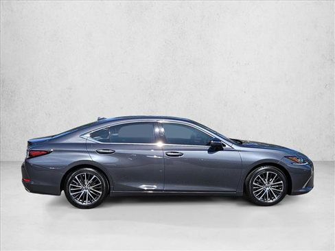 Used 2024 Lexus ES 350 w/ Premium Package FWD image 4