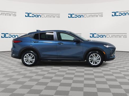 New 2026 Buick Envista Sport Touring w/ Convenience I Package FWD image 2