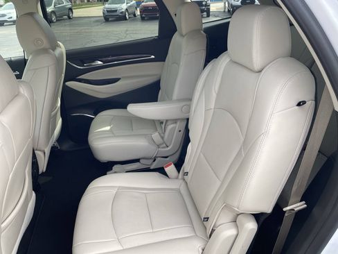 Used 2024 Buick Enclave Essence w/ Sound and Sites Package FWD image 4