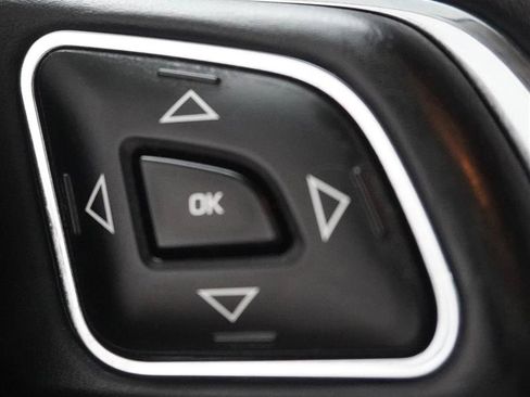 Used 2013 Jaguar XJ L Portfolio AWD/4WD image 18
