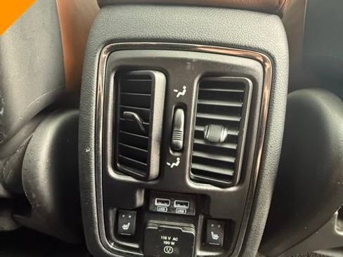 Used 2018 Jeep Grand Cherokee Summit w/ Platinum Series Group AWD/4WD image 28